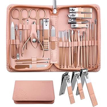 FENDI フェンディ グルーミング ネイルケアセット レザーケース付き 爪切り FENDI フェンディ グルーミング ネイルケアセット レザーケース